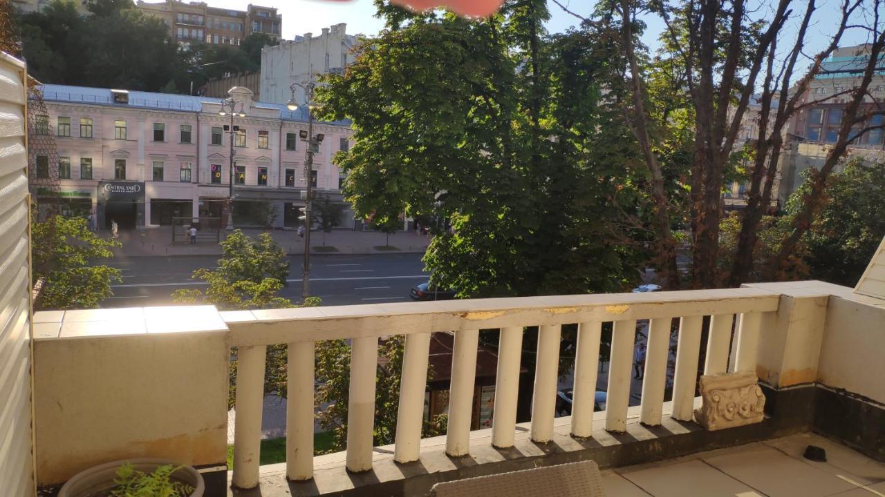 Квартира С Террасой, Крещатик 29, Бессарабка Kiew Exterior foto