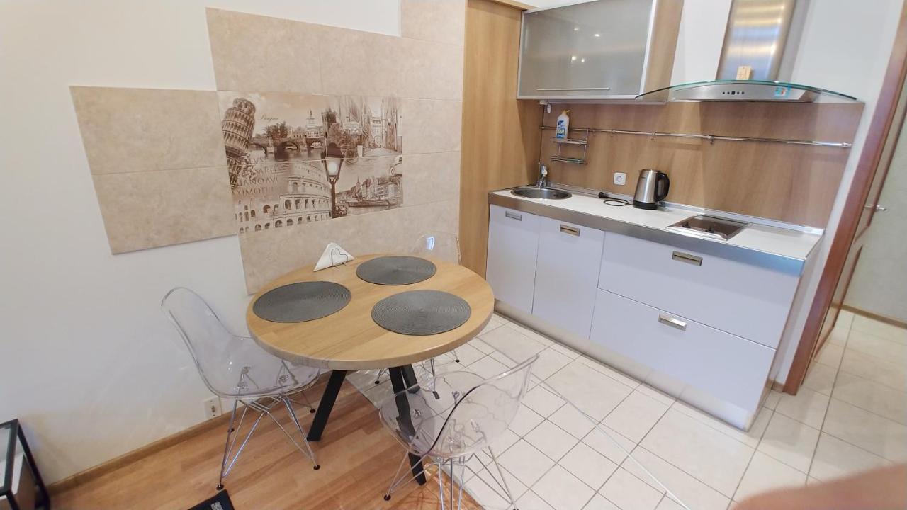 Квартира С Террасой, Крещатик 29, Бессарабка Kiew Exterior foto