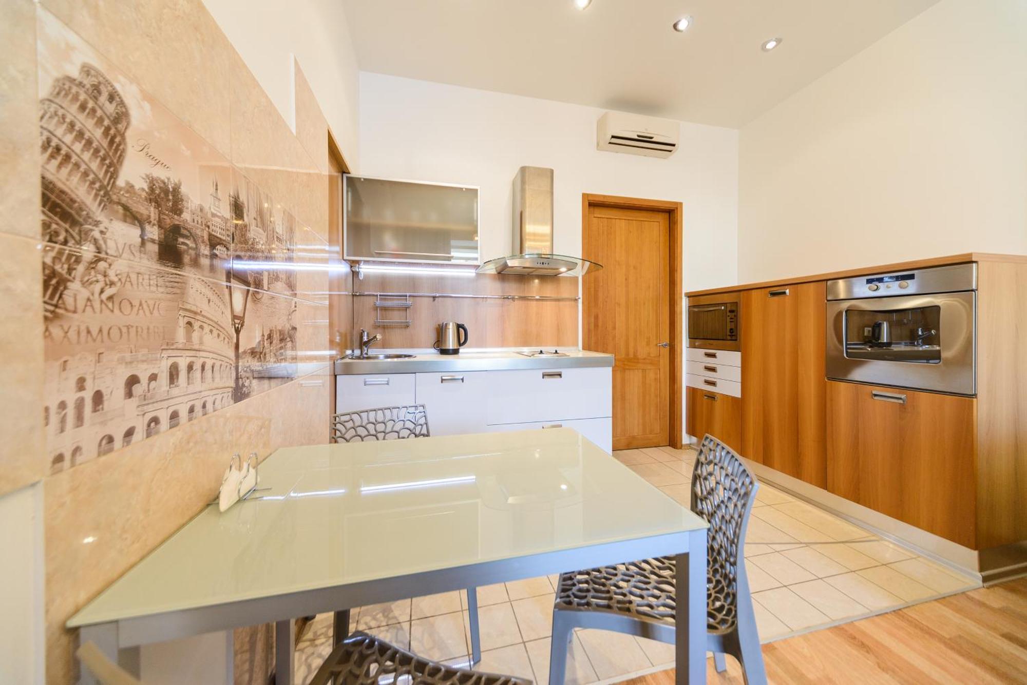 Квартира С Террасой, Крещатик 29, Бессарабка Kiew Exterior foto